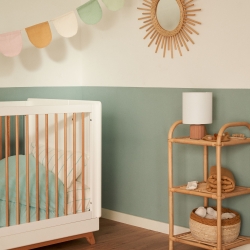 Керамическая настольная лампа Eshe с терракотовой и белой отделкой