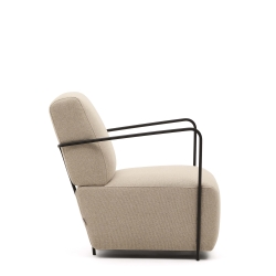 Кресло Gamer бежевого цвета с черным металлом