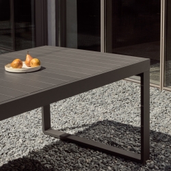 Стол Galdana уличный раздвижной из алюминия с черной отделкой 220 (340) x 100 см