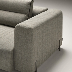 4-местный диван Bellagio, отделки KOBE 02 F6016,AURIGA NEGRO F2872,CARINA NEGRO F2882