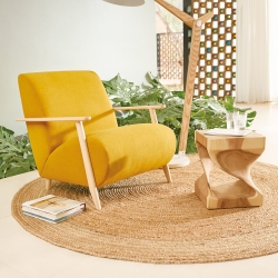 Кресло Marthan горчичное подлокотники светлые