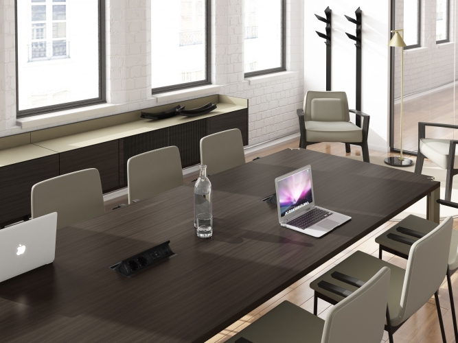 Вешалка для одежды ELX101