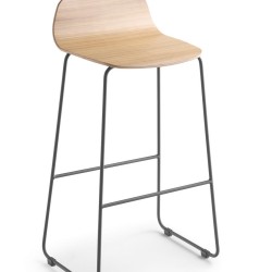 Барный стул Bisell 67 см деревянный на металлических ножках со спинкой