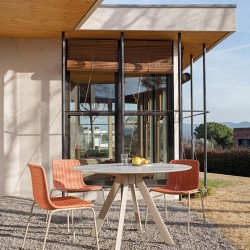 Круглый уличный стол Atrivm 120 cm