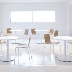 Обеденный стол Stan 110