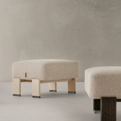 Пуф Jude, отделка MIDNIGHT, обивка  Q1701 STOCKHOLM 02