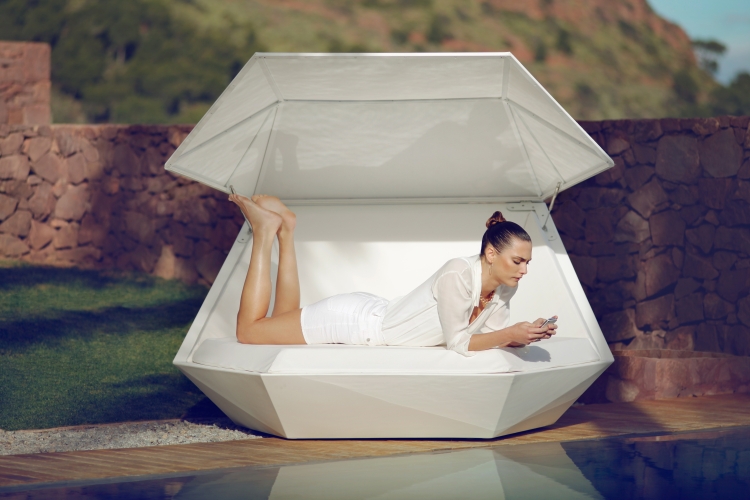 Кровать Lounge Faz с навесом