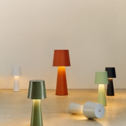 Arenys Маленькая переносная настольная лампа в бирюзовом цвете