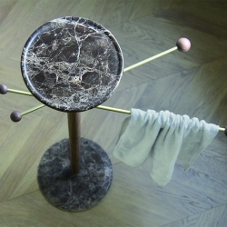 Напольная вешалка TOALLERO LAVANDA (орех и коричневый мрамор)