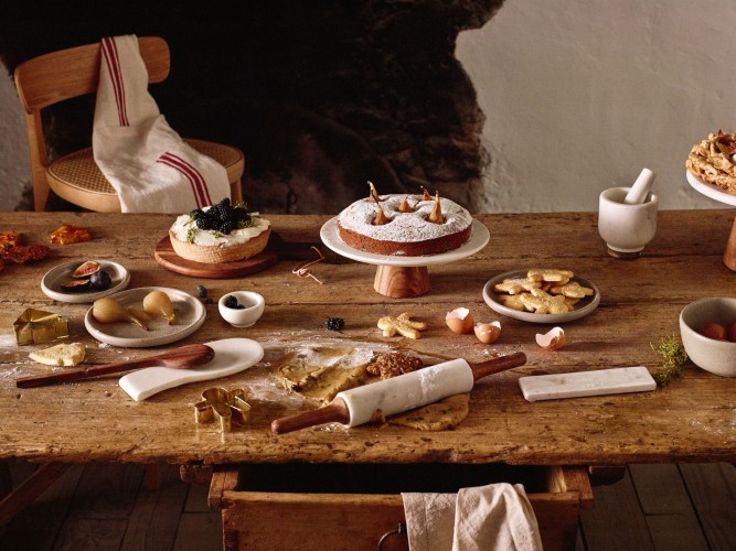 Cinderella Подставка для торта из белого мрамора