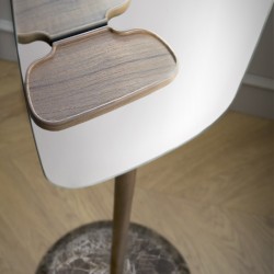 Зеркало ESPEJO PIE из ореха с полкой, на круглой мраморной основе