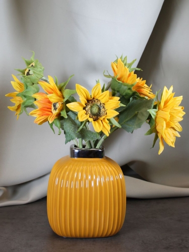 Ваза керамическая для цветов и сухоцветов Elegante 11,5 см Terra Design TDVSE1301