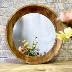 Зеркало настенное в раме из натурального дерева Terra Design TDVelo01