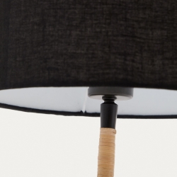 Настольная лампа Pina из металла и ротанга с черным хлопковым абажуром