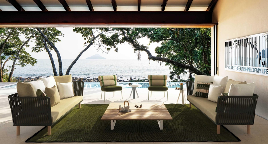 Диван 3-х местный Bitta ножки дерево KS7001400