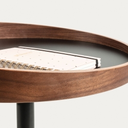 Столик Karlin орех