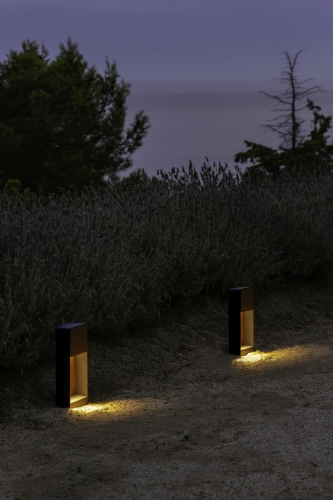 Уличный торшер Lab B 35 графит-дерево ироко