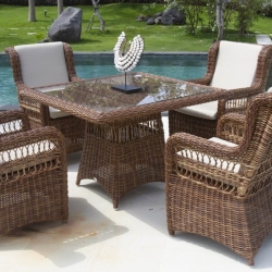 Обеденный стол квадратный Ebony RED PULUT 100x100