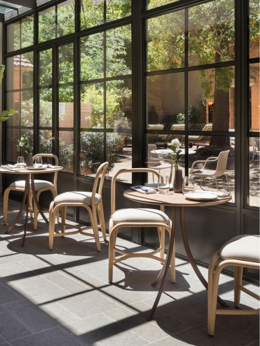 Обеденный стул Fontal с мягким сиденьем