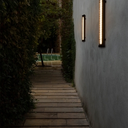 Уличный настенный светильник SCUBA 600 LOUVER черный 20W 2700K 220-240V