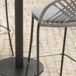 Уличный барный стул ручной работы с ромбовидным узором Petale