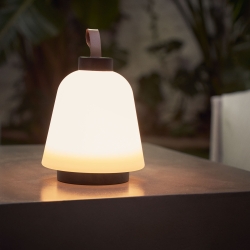 Udiya Настольная лампа из полиэтилена и металла с черной отделкой