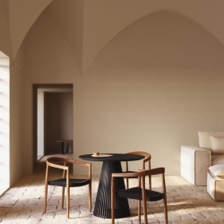 Ydalia Садовый стул из натурального тика и черной веревки