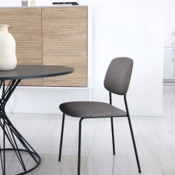 Стул Benilda темно-серый с дубовым шпоном и сталь с черной отделкой