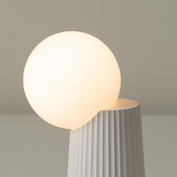 Настольная лампа Land 22 см бежевый