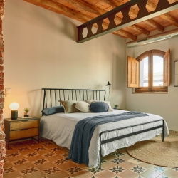 Настенный светильник Plass черный маленький