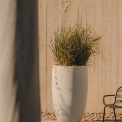 Aiguablava Кашпо из белого цемента Ø 75 см