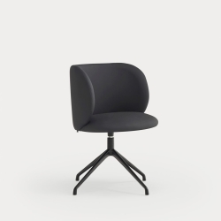 Поворотный стул Mogi с черными ножками черный
